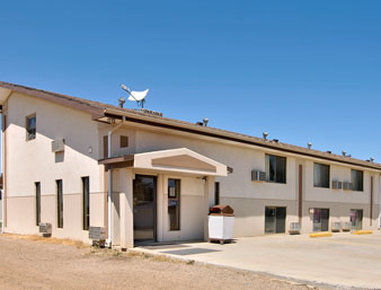 Super 8 By Wyndham Bowman Hotel Exterior foto